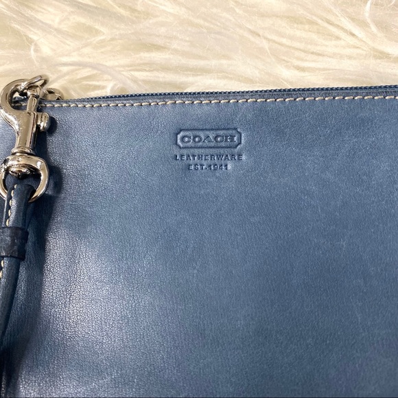 COACH Wristlet Leatherware Est 1941 - Picture 2 of 6